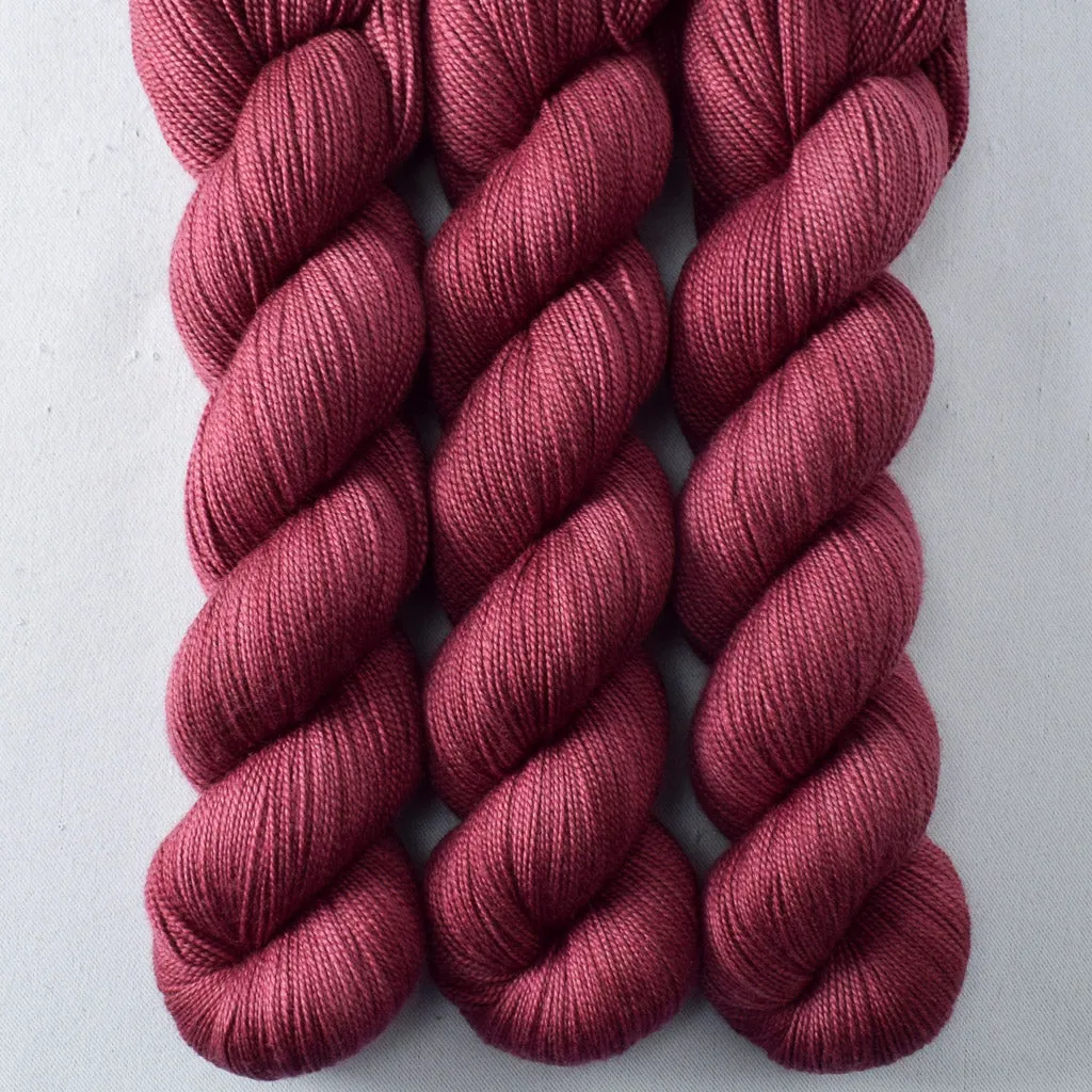Black Cherry - Avon