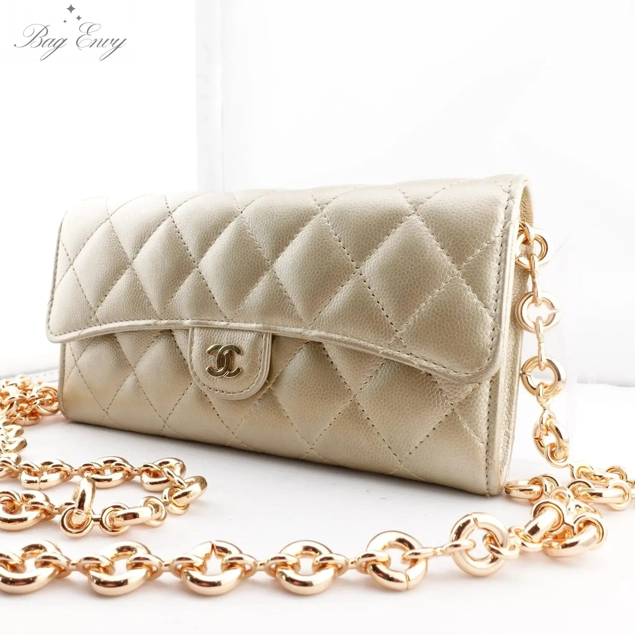 CHANEL Caviar Classic Flap Gusseted Wallet on Chain