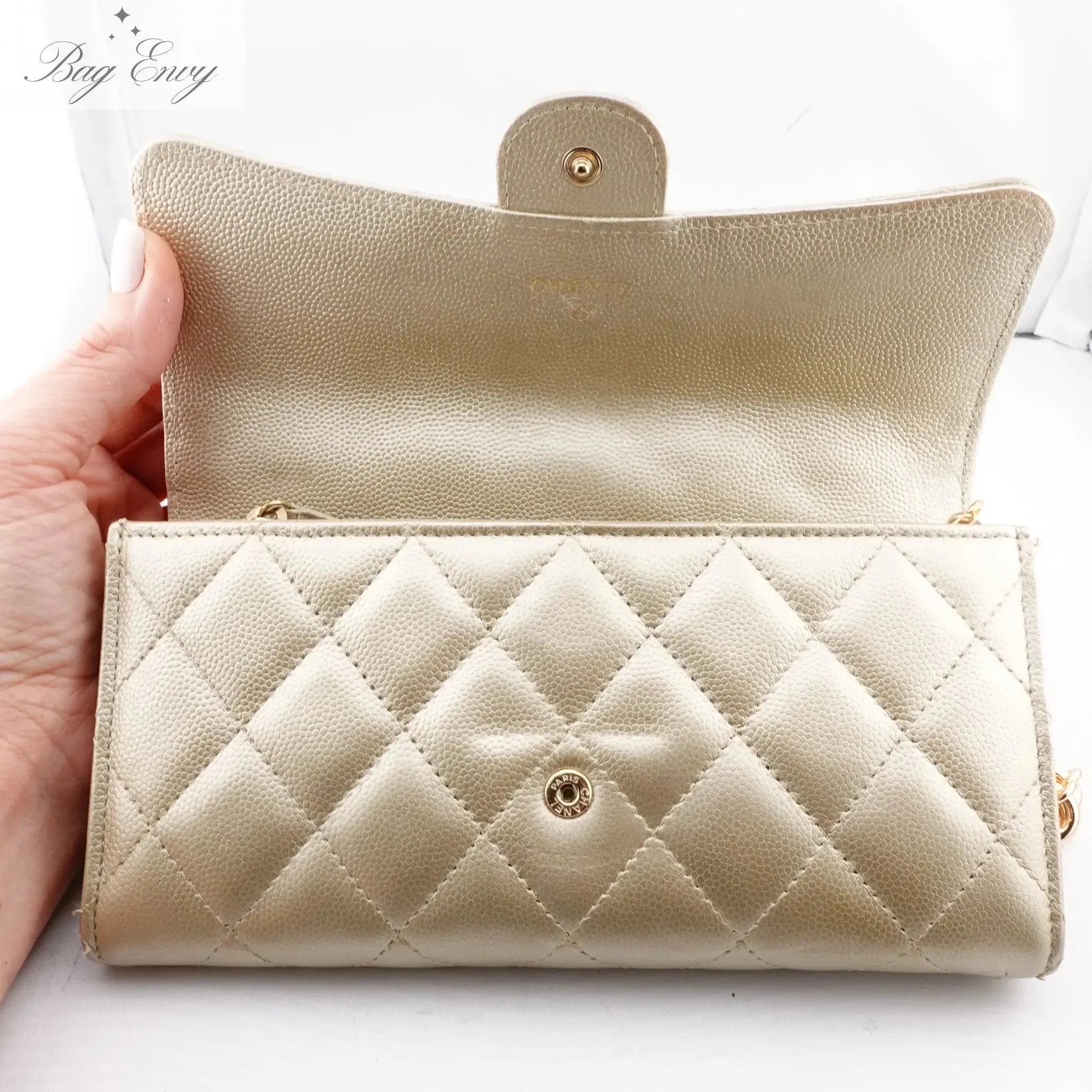 CHANEL Caviar Classic Flap Gusseted Wallet on Chain