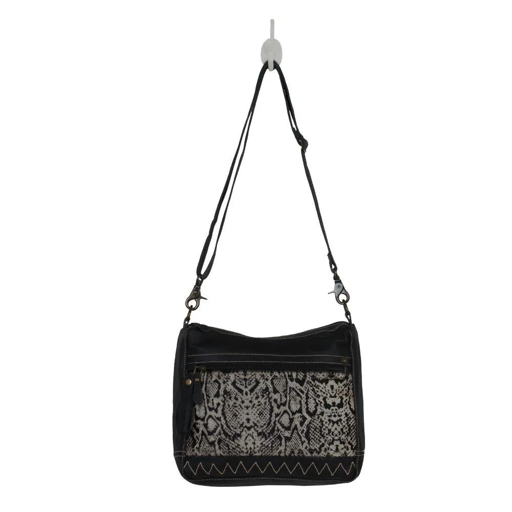 Monochromatic Shoulder Bag