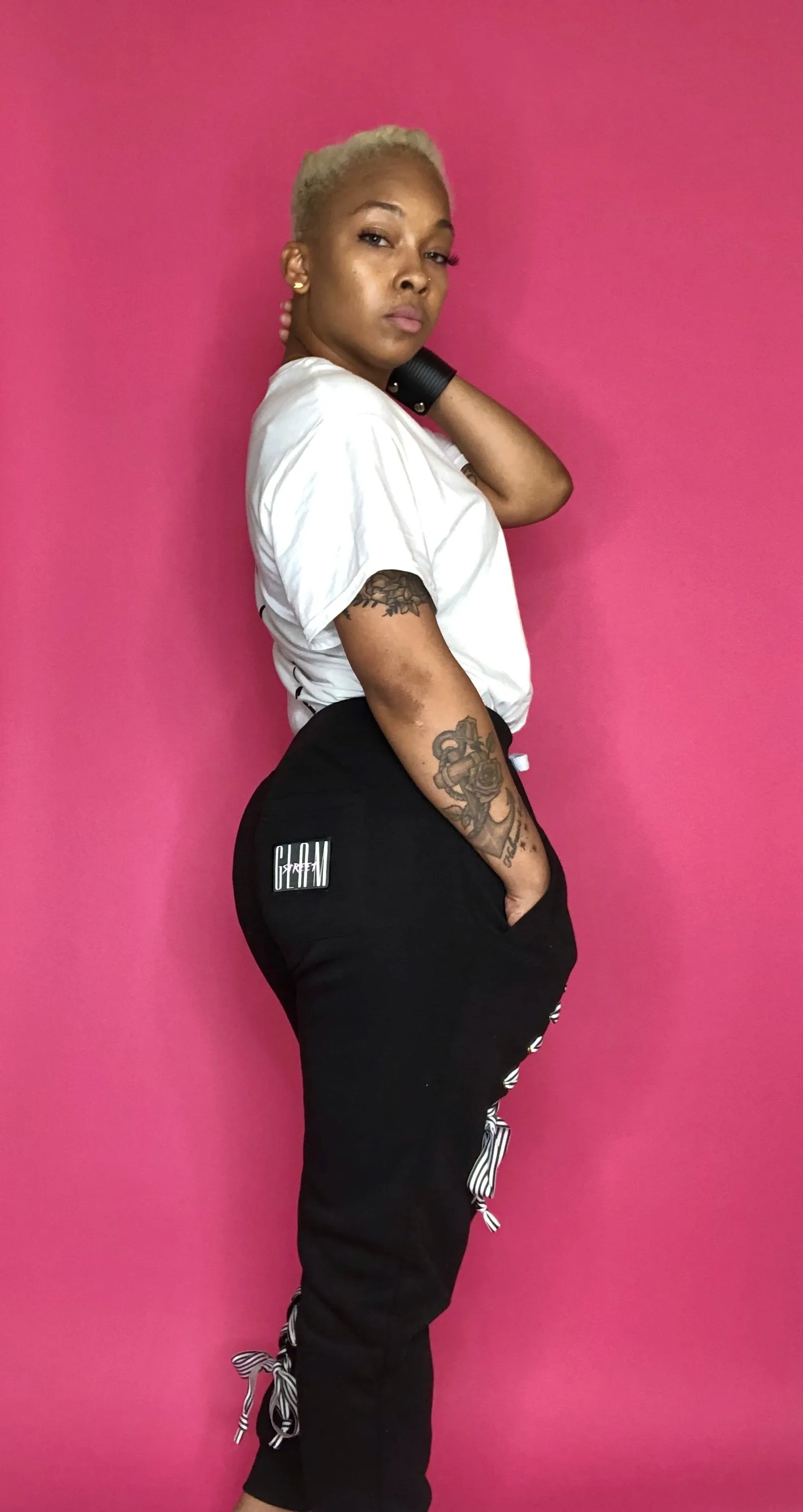 TIED UP Sweatpants